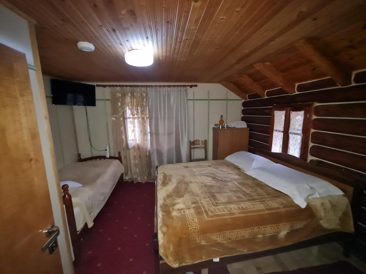 Sofra Kolonjare Agroturizem Hotell Erseke Eksteriør bilde